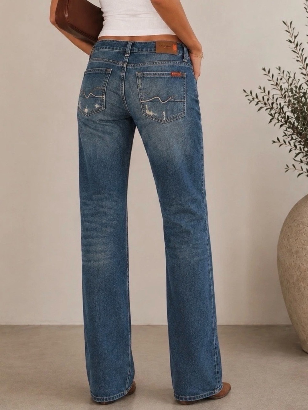 NWT 7 For All Mankind Standard Straight Leg Jeans Medium Wash Sz 32 US$225 MSRP